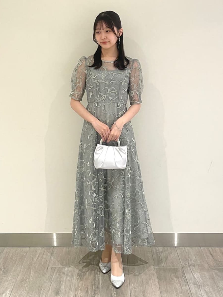 ドレスの着こなしをSTAFFが身長別に紹介｜結婚式ドレス通販 Aimer(エメ