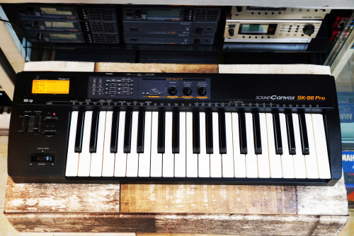 Roland SK-88 Proジャンク