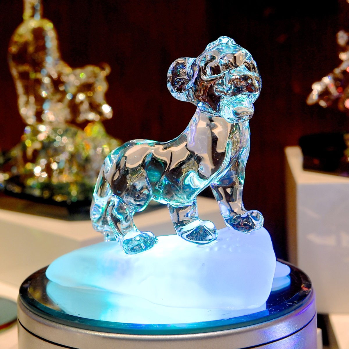 スカーデザインも！東京ディズニーランド『ライオン・キング』グッズ