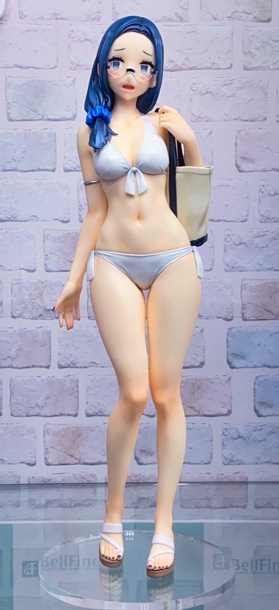 展示情報】近日受注開始予定の92M(@92M)氏イラスト『近視の姉 ダテ