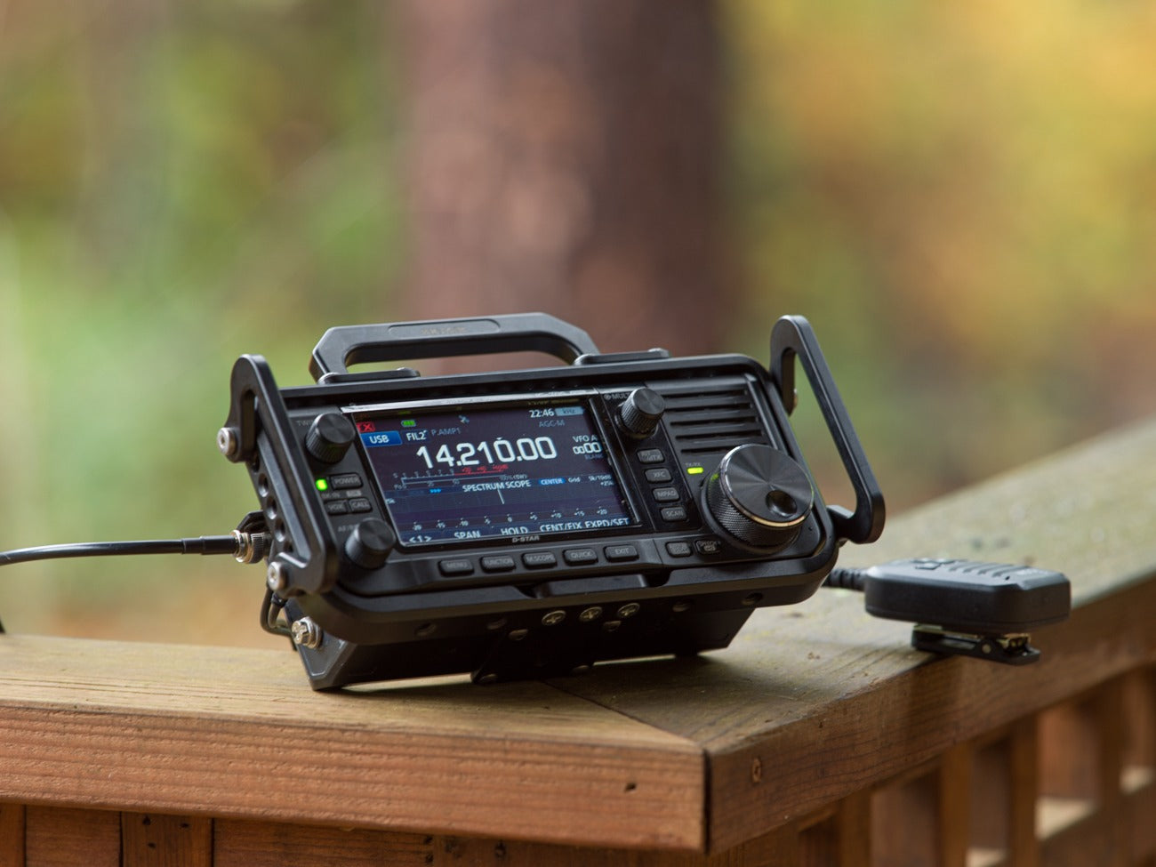 IC-705 RADIO CAGE – Peovi