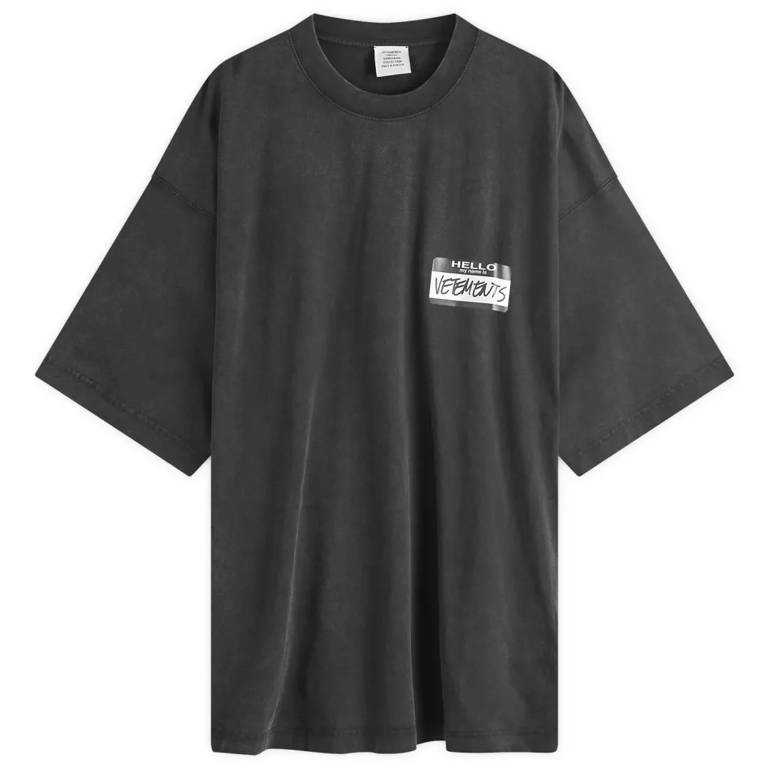 VETEMENTS Men's Hello My Name Is VETEMENTS Men's T-Shirt Black