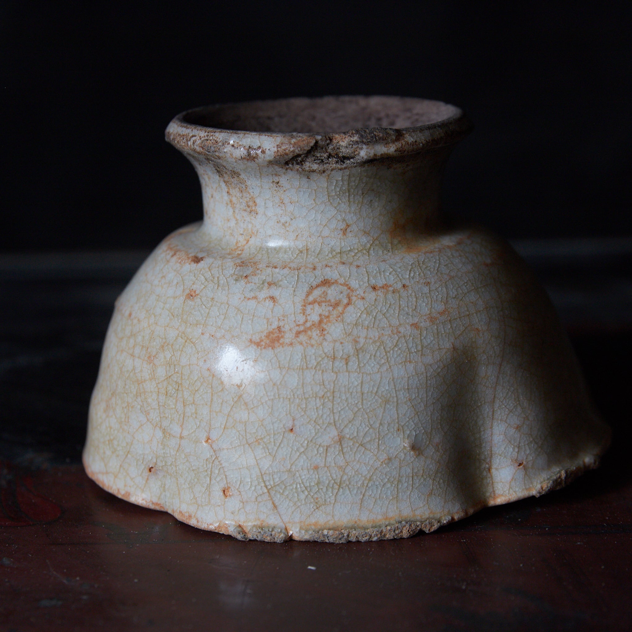 北宋の 湖田窯 影青釉 寿桃扁腹瓶 骨董磁器 古い物件q7