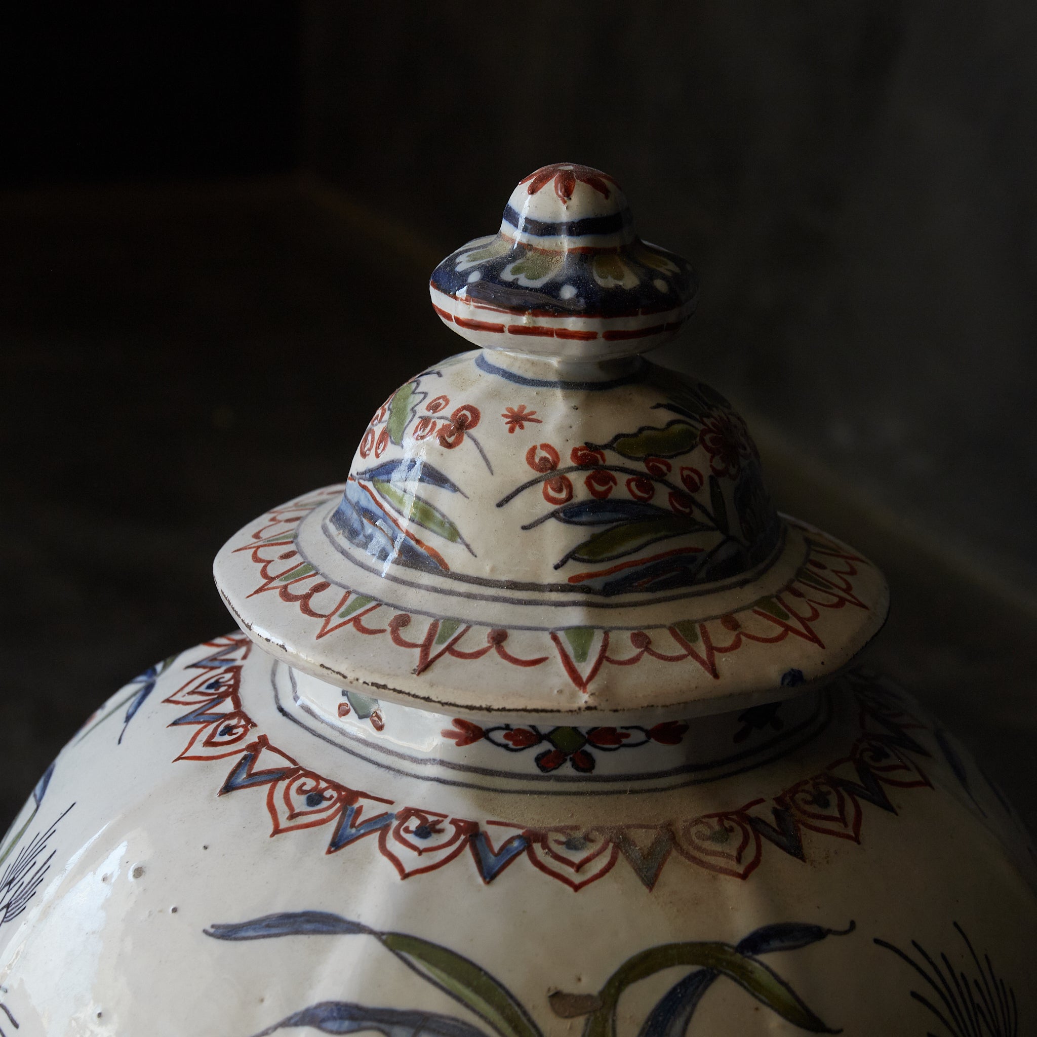 デルフト 色絵花文盃 18世紀 デルフト 色絵花文盃 18世紀 デルフト