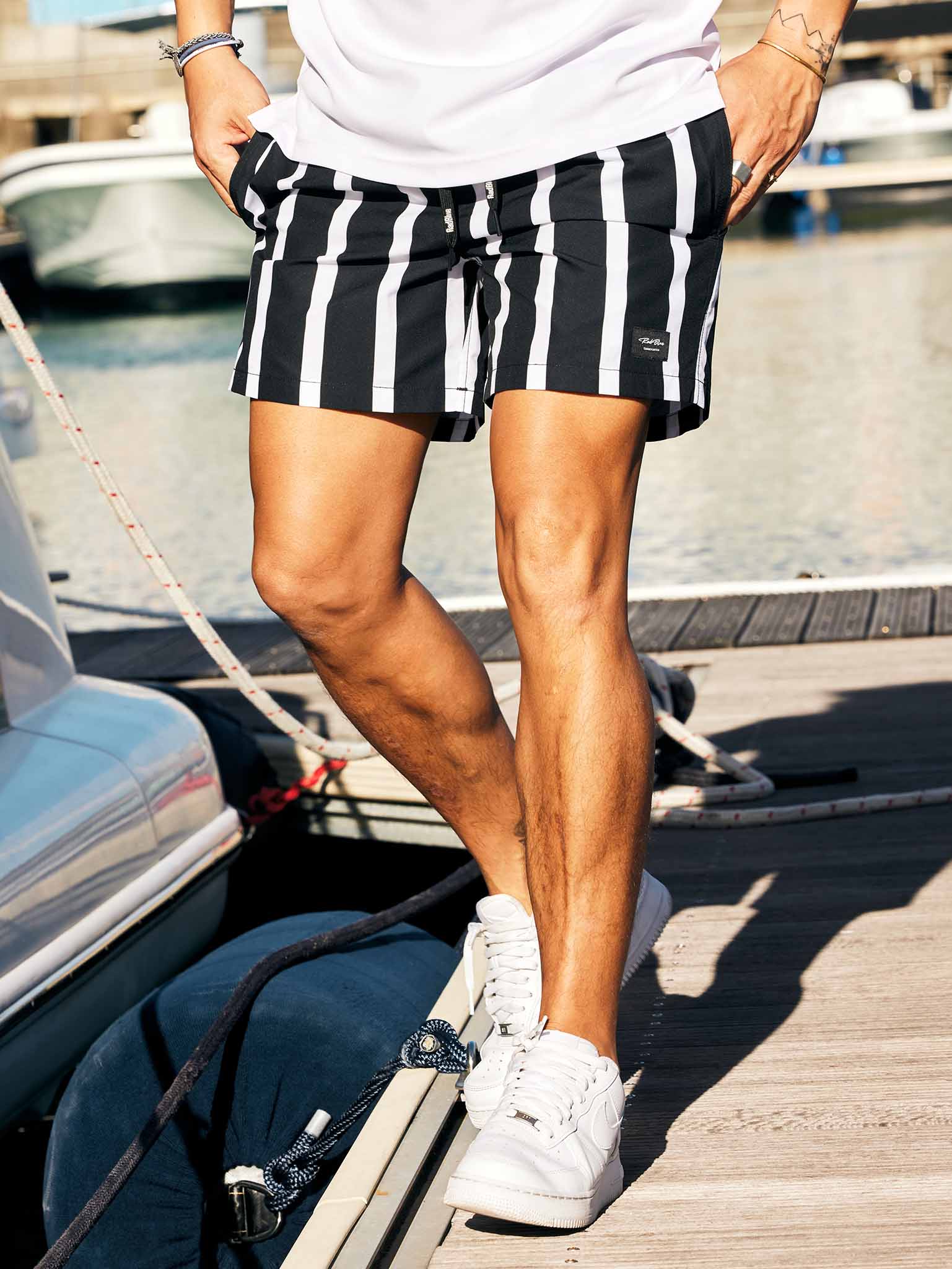 VEATM Mサイズ 水着 ネイビー⁄ホワイト⁄レッド VEATM Msize