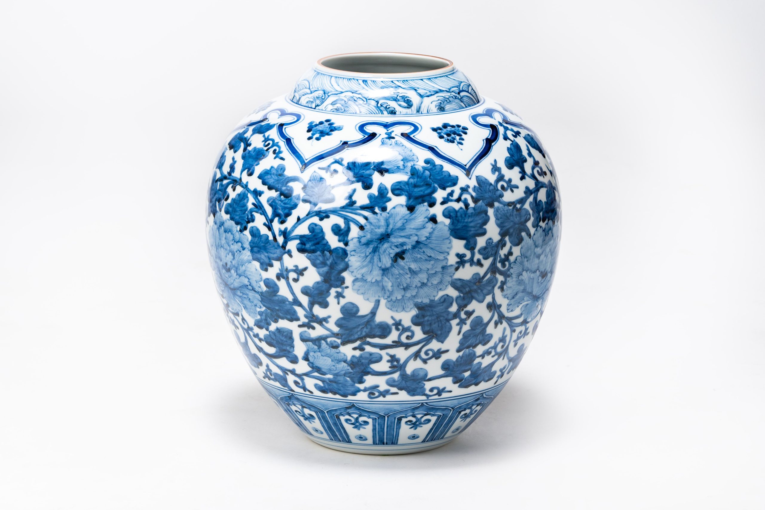 九谷焼 花瓶 山上義正 染付山茶花 九谷焼 花瓶 山上義正 染付山茶花