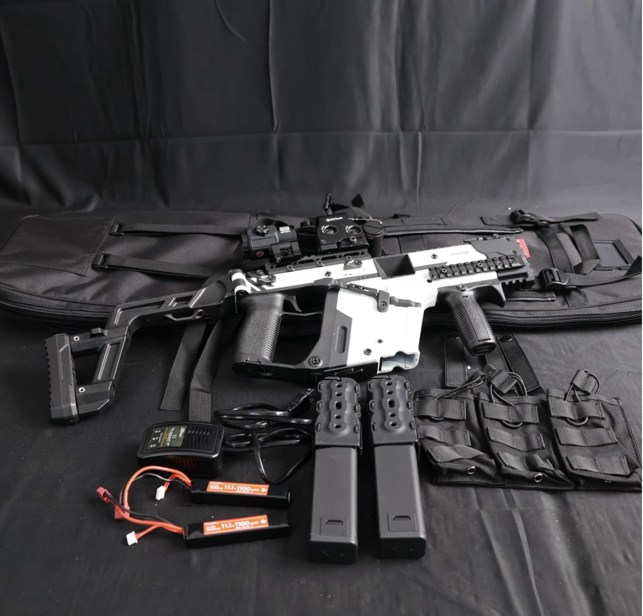 東京マルイ次世代電動ガン M4ブラック 収納ケース付き 東京マルイ次