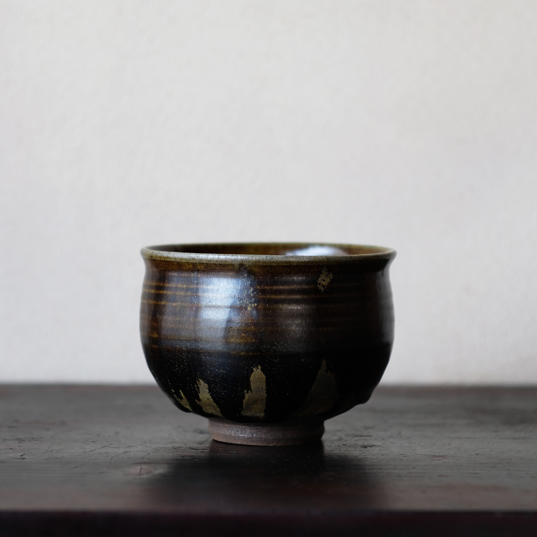 茶碗 薩摩焼き 骨董品 古薩摩 竪野系 黒釉茶碗 | 骨董と