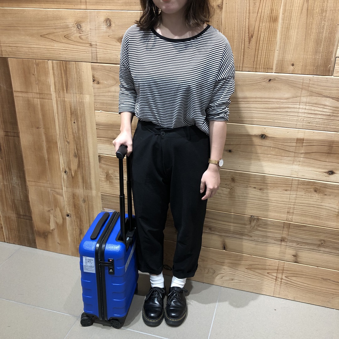 ジョイナステラス二俣川】ハードキャリーの新色『ブルー』｜ 無印良品