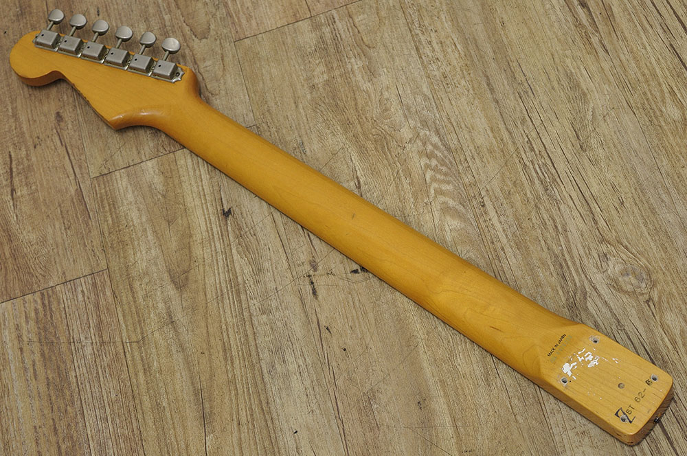 メーカー不明 美品 スラブボード指板 ストラトモデル メーカー不明