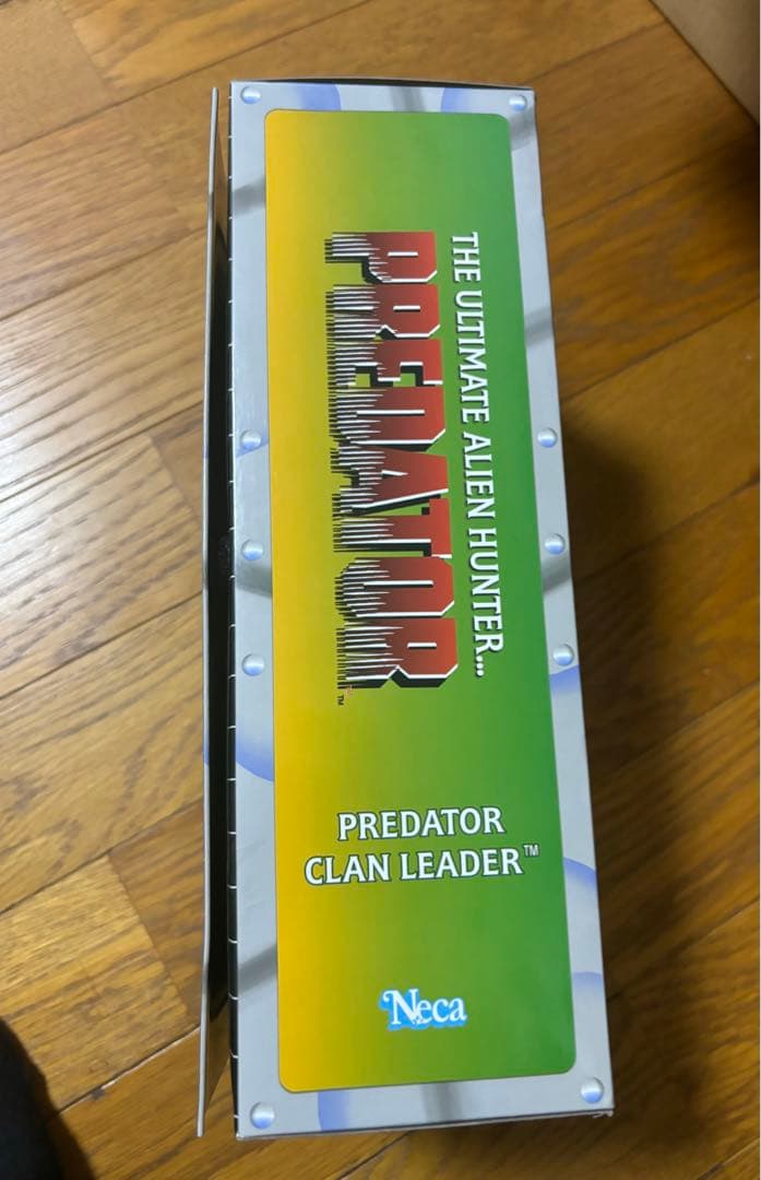 NECA クランリーダープレデター　フィギュア