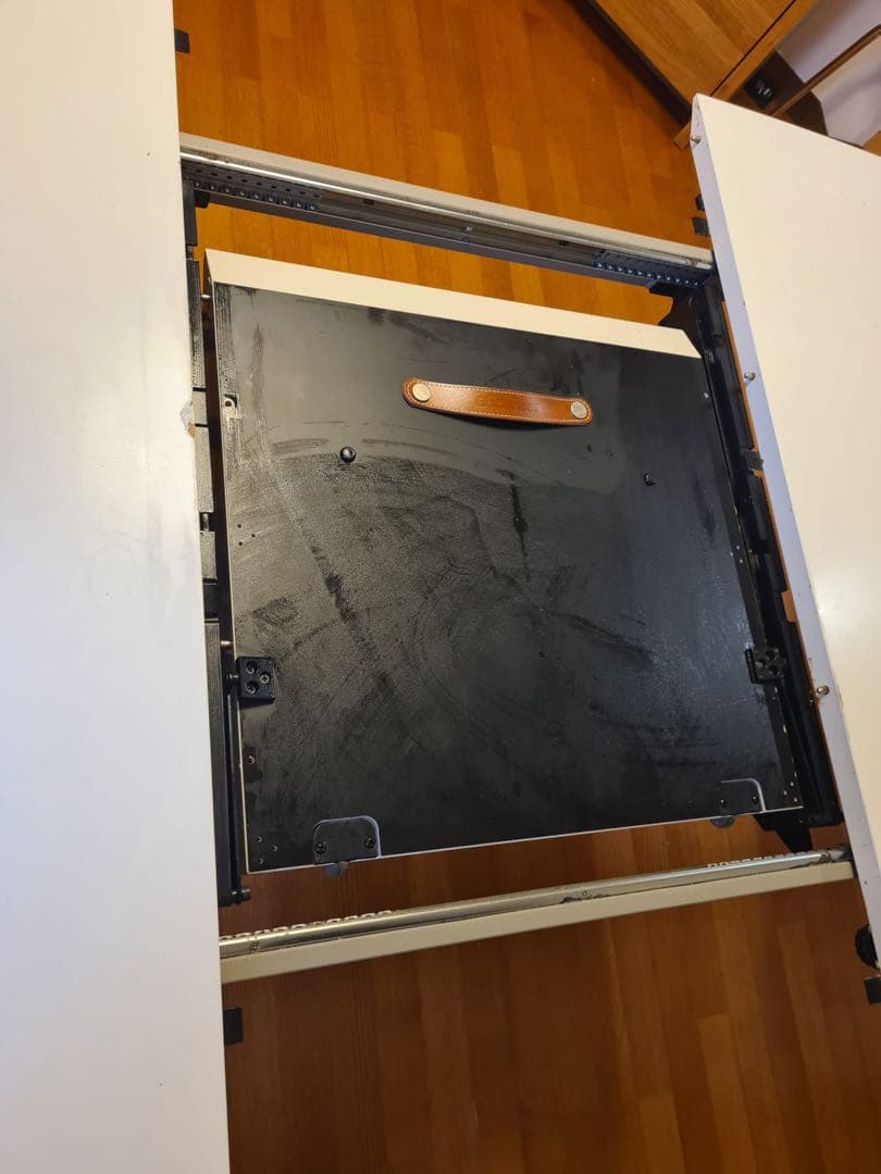 エリ Boconcept ミラノ　伸縮式　ダイニングテーブル　ホワイト