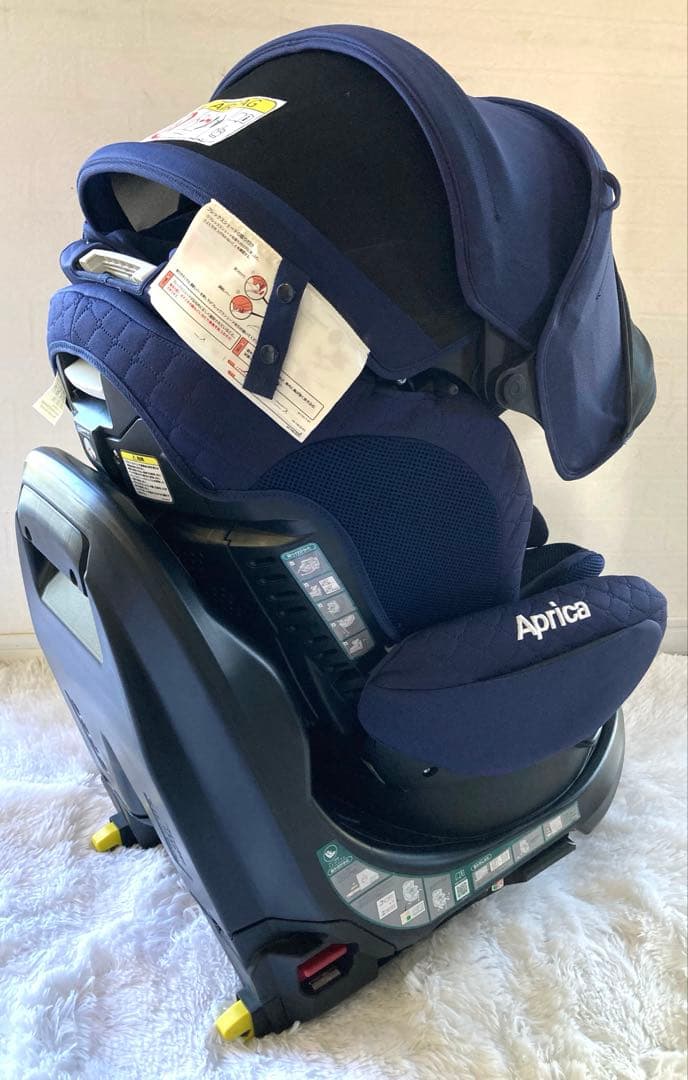 美品 Aprica フラディアプレミアムチャイルドシート isofix ネイビー
