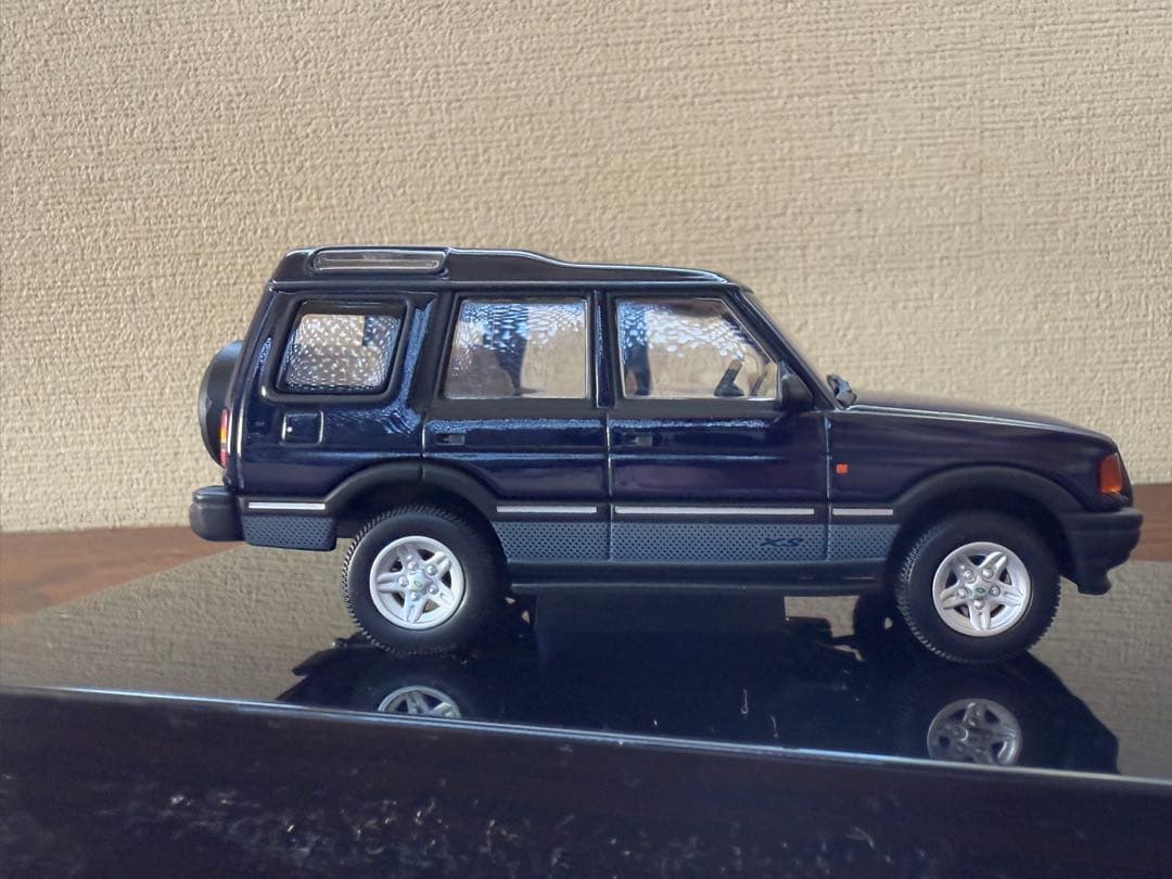 ゴ*ン様 オートアート ランドローバー ディスカバリー 1/43 ミニカー　19