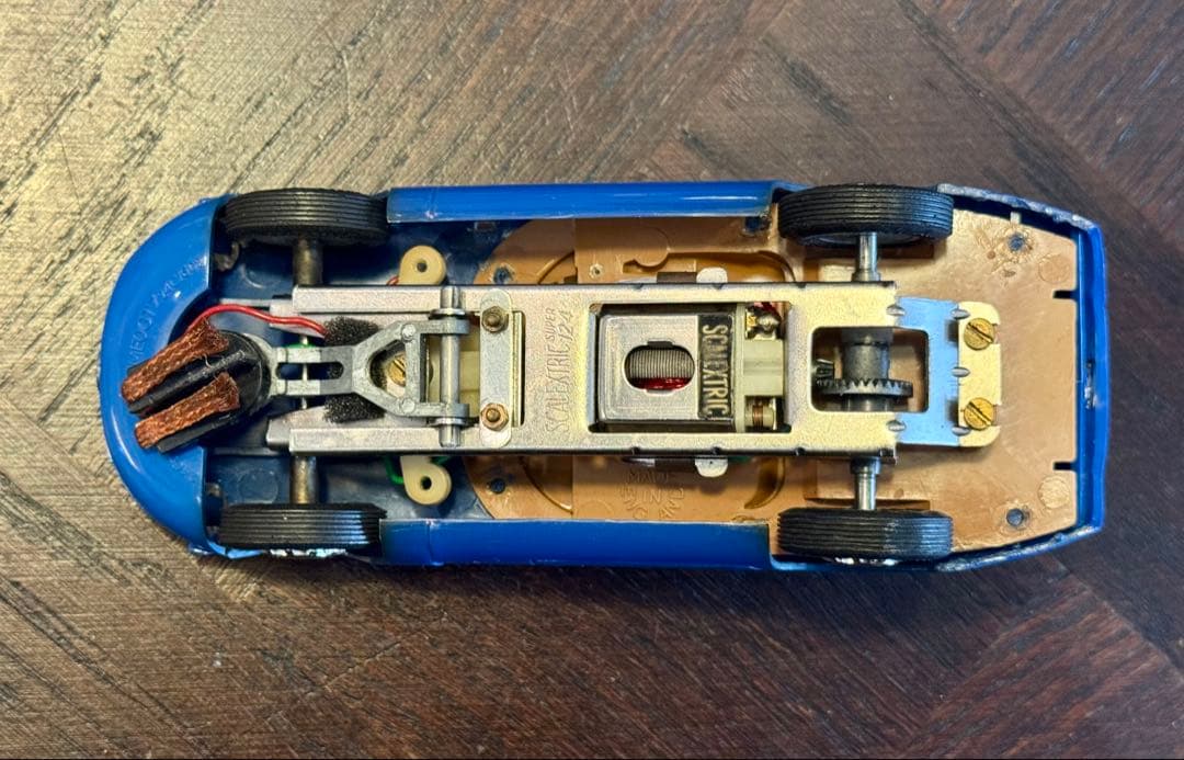 a*h様 1/24 scalextric スケーレックス アルファTZ スロット