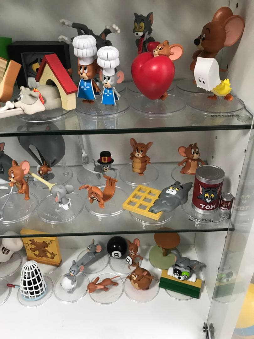 Happyくじ トムとジェリー FUNNYART!1〜4 フィギュア フルコンプ