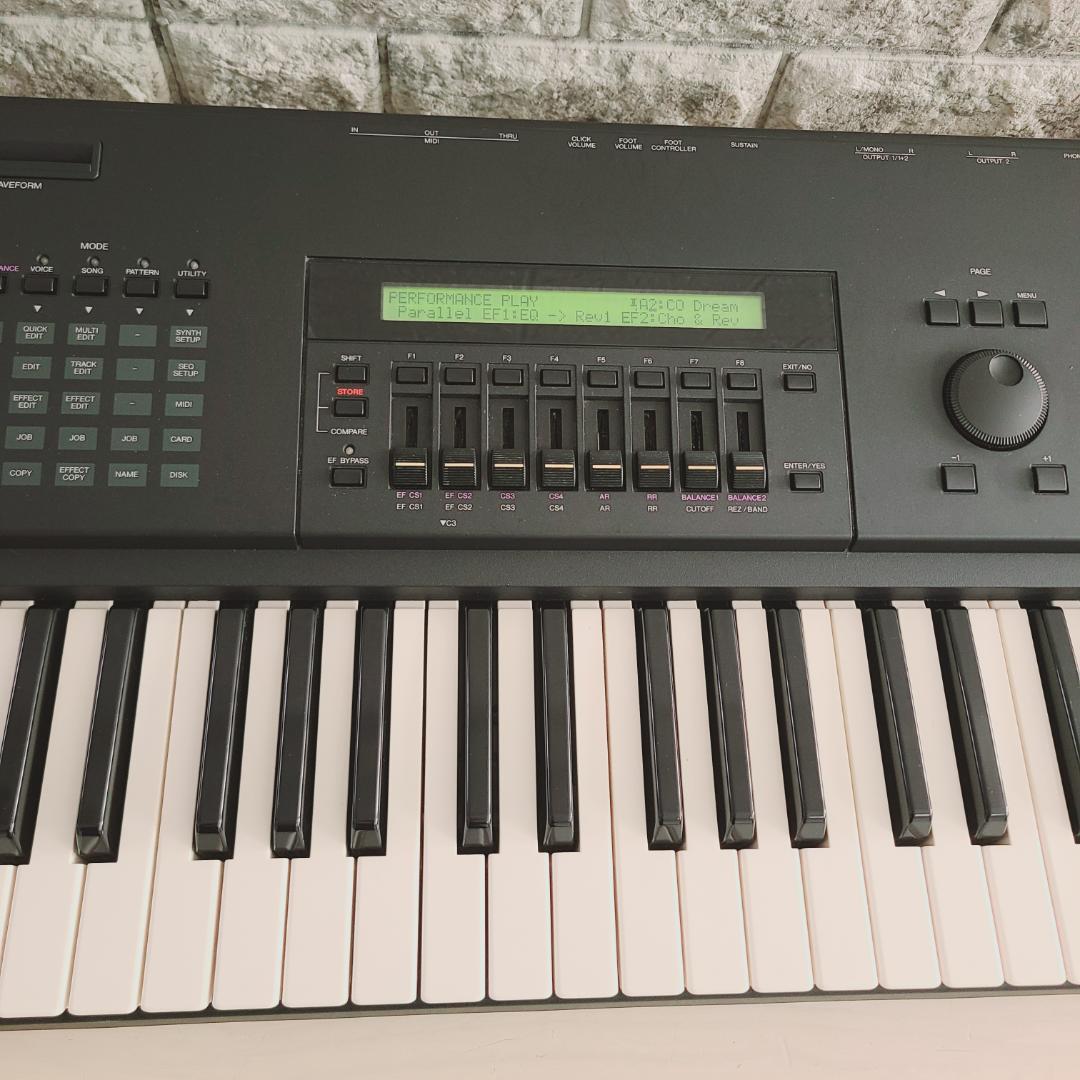 YAMAHA ヤマハ SY85 シンセサイザー 61鍵 - メルカリ