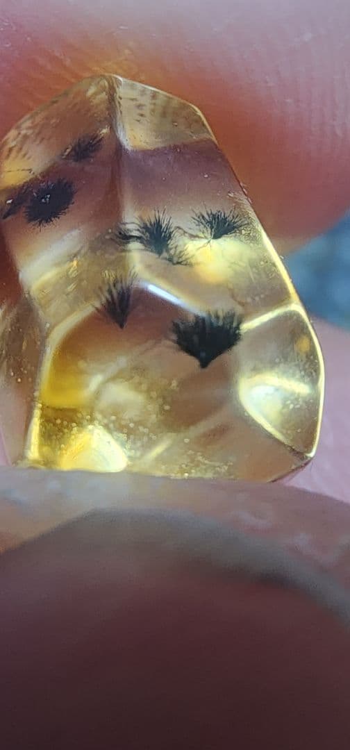 超レア○ホランダイト含有シトリン