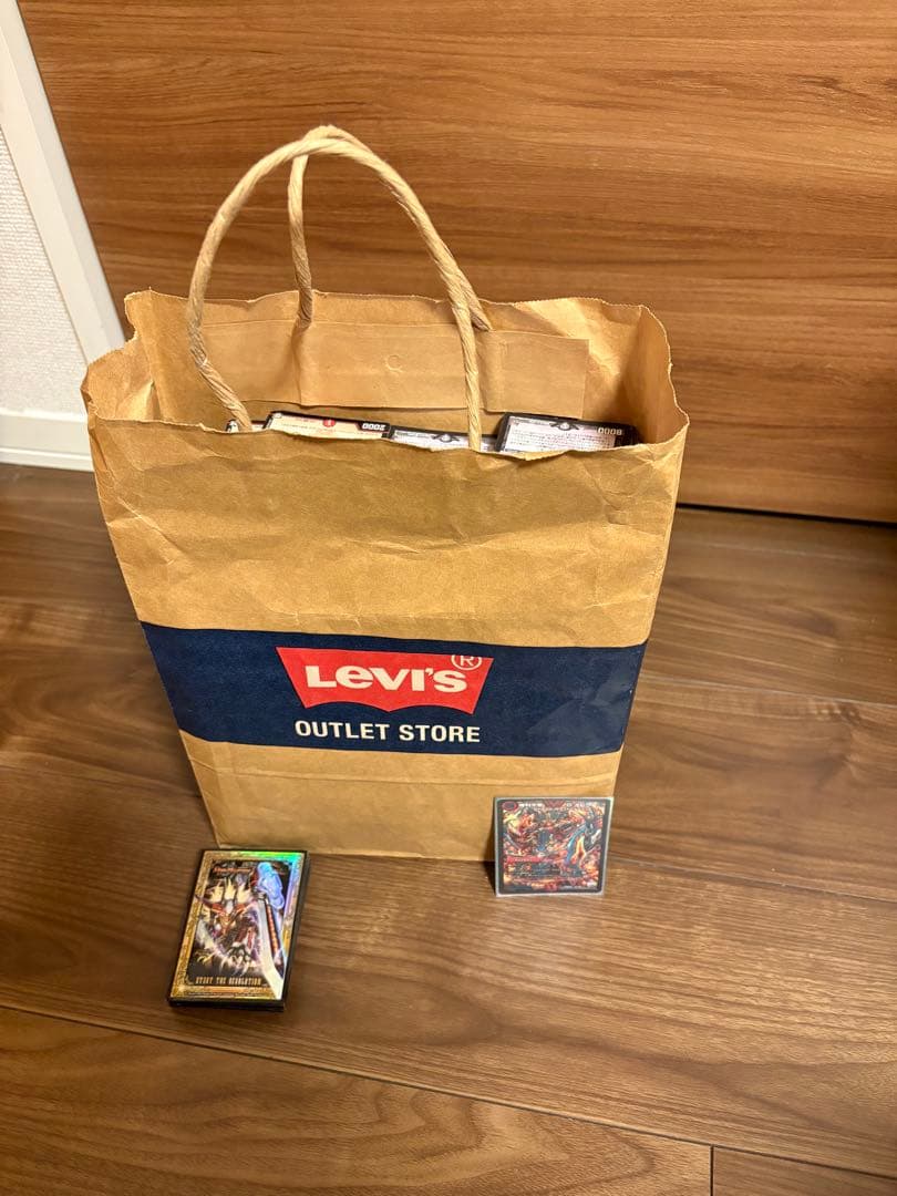 デュエマ 引退品 まとめ売り 約700~900枚 デッキケース付き