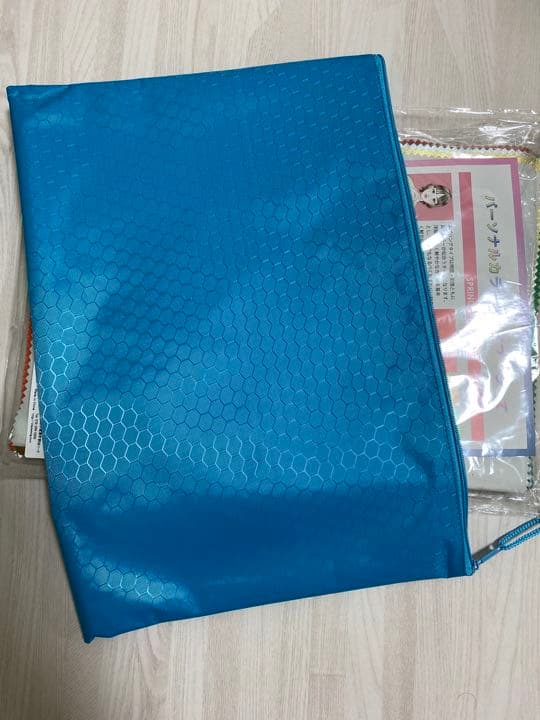 Amazon.co.jp: パーソナルカラー診断用ドレープ30色(うち金銀2色入り)+