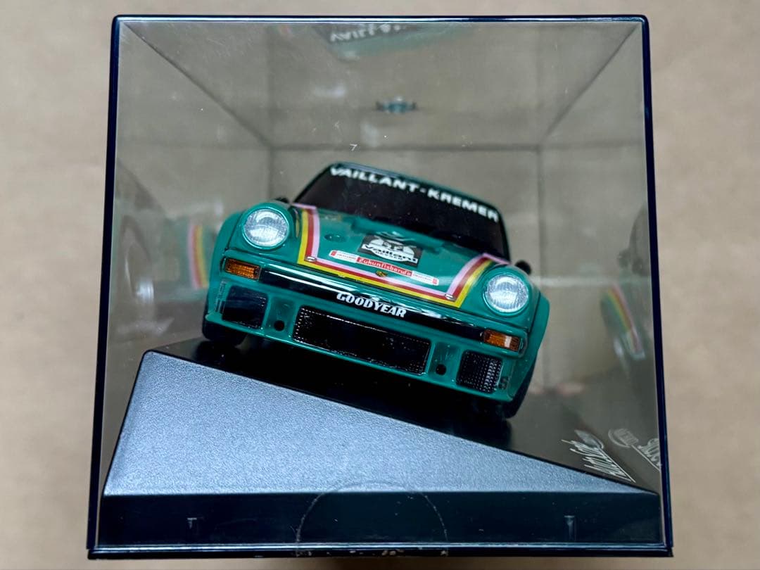 京商 Mini-Z ポルシェ 934 RSR ターボ バイラント 未使用品
