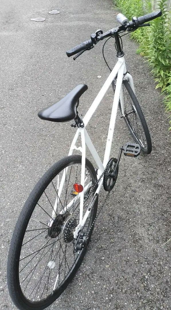 【手渡しのみ】700C クロスバイク 外装6段　ホワイト　美品