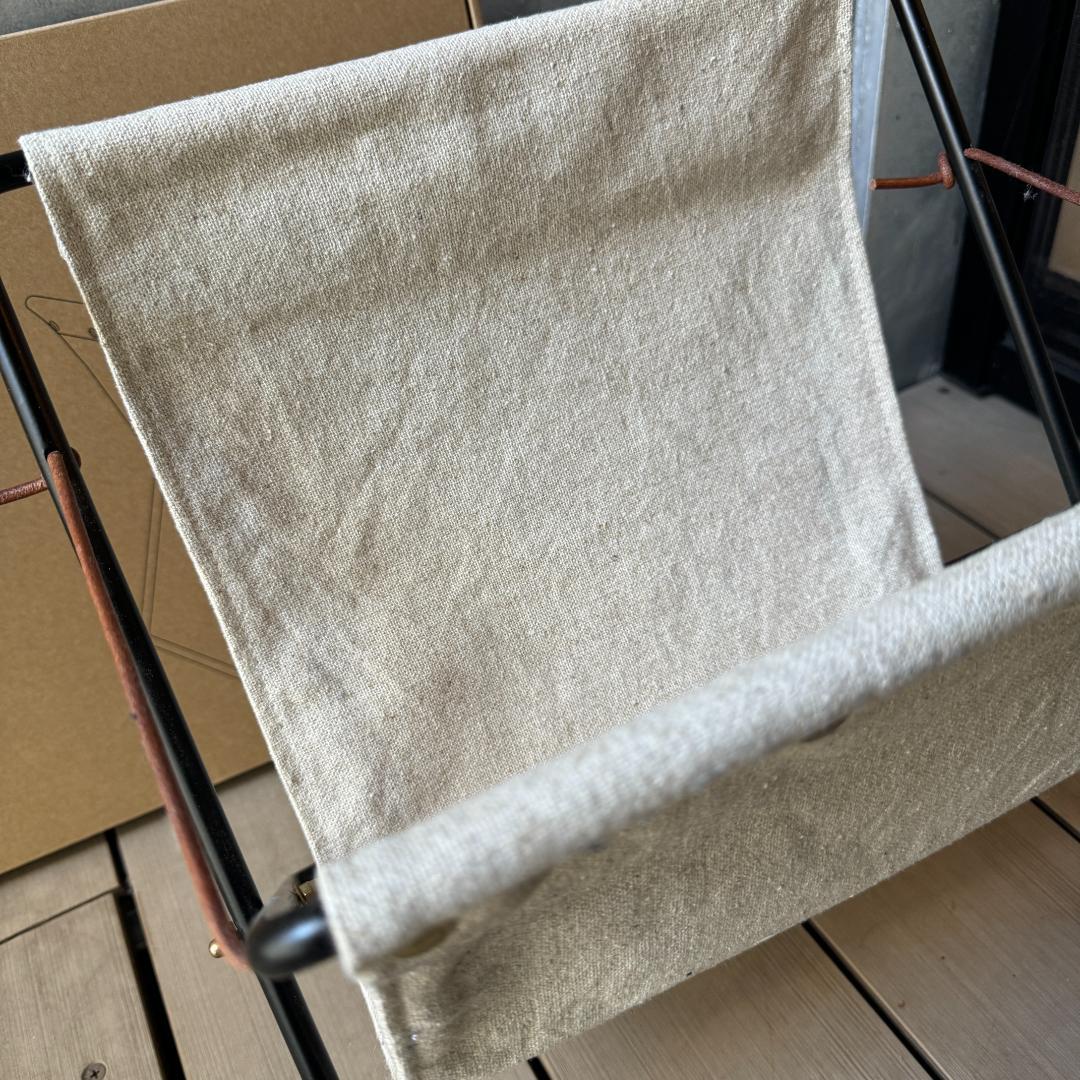 ferm LIVING ファームリビング ハーマンマガジンスタンド