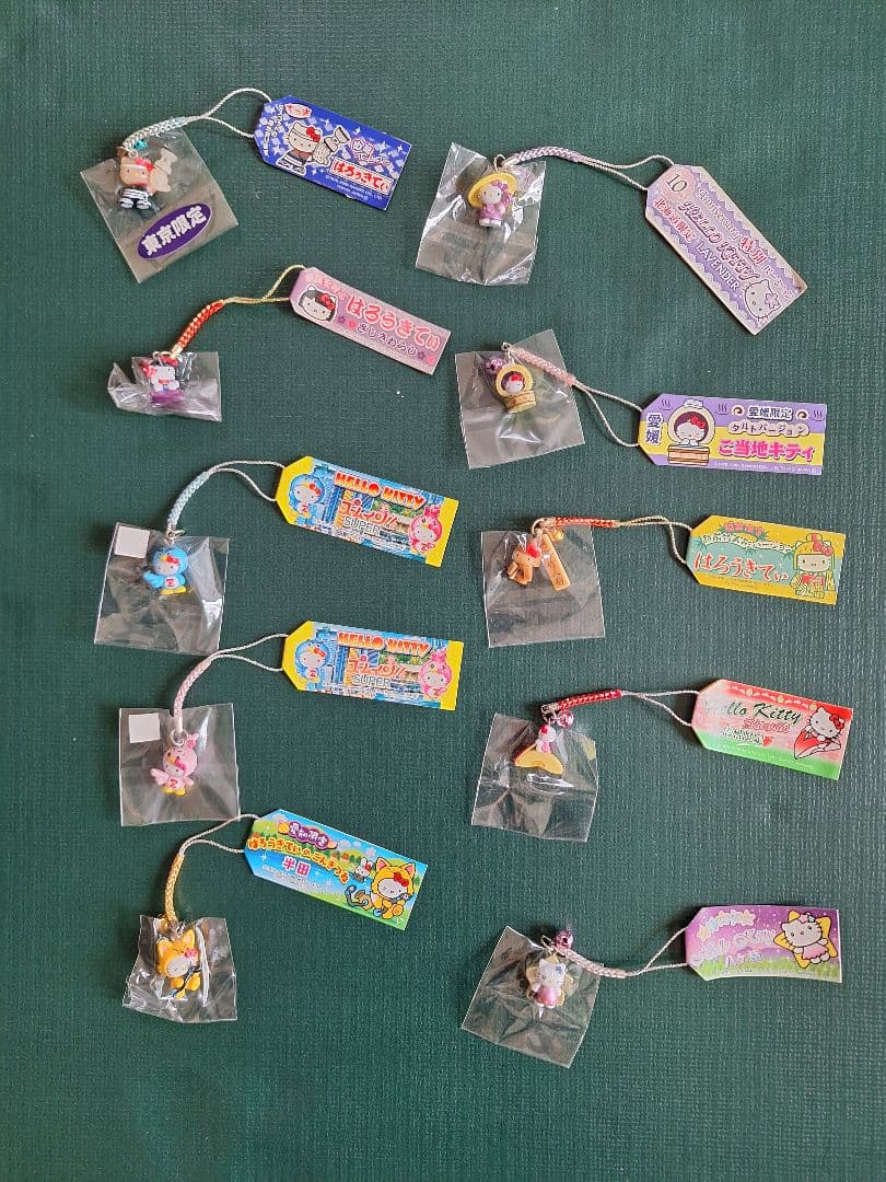 キティストラップ　ご当地キティストラップ１５０種１５０固以上
