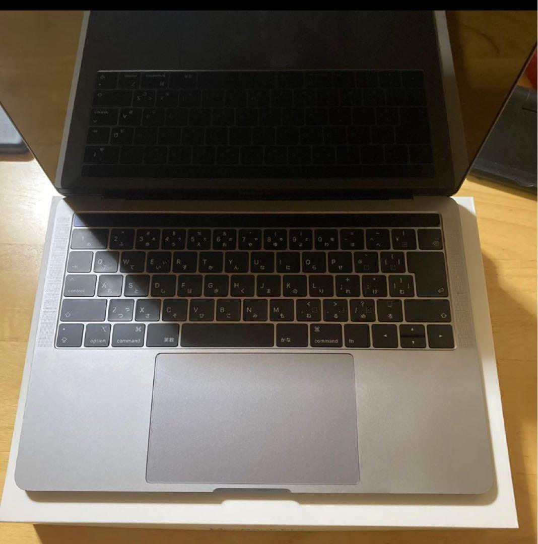 Apple MacBook Pro 2019 本体 256GB 13インチ Amazon.com: Apple Mid 2019 MacBook Pro with 2.4GHz Intel Core i5