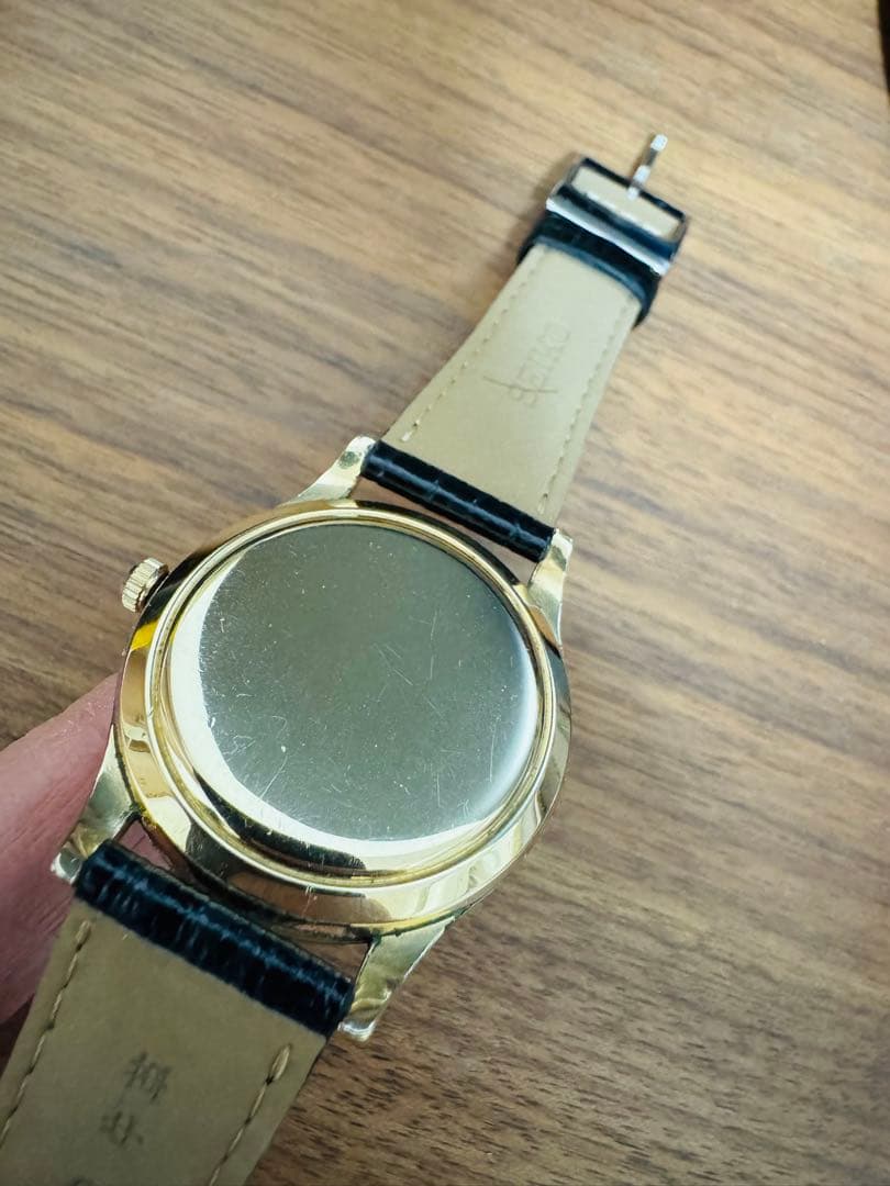 IWC オールドインター自動巻 金張（ゴールドキャップ／いわゆる厚張） デイト