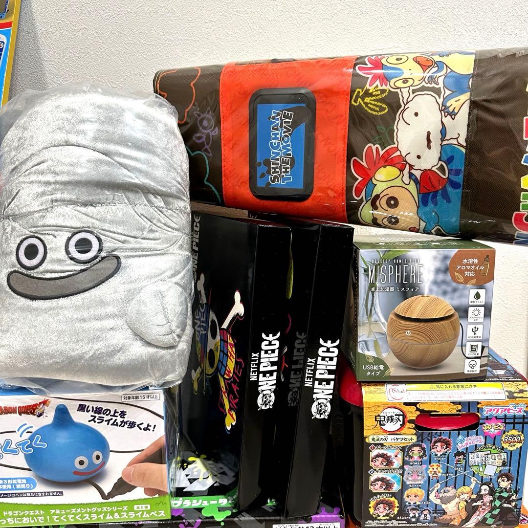 おもちゃ　雑貨　キャラクターグッズ　まとめ売り　ドラクエ　ONE PIECE