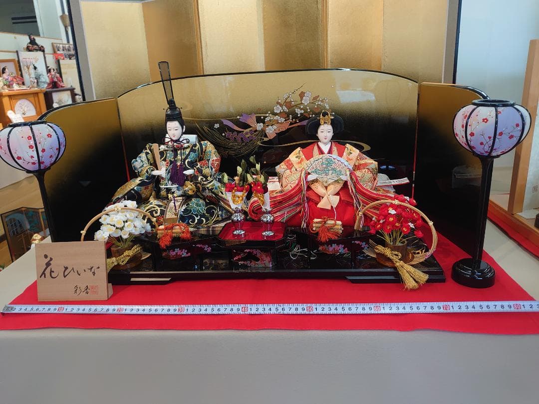 ●新品おひなさま●　金襴衣装飾り　落とし屏風スタイル　フルセット