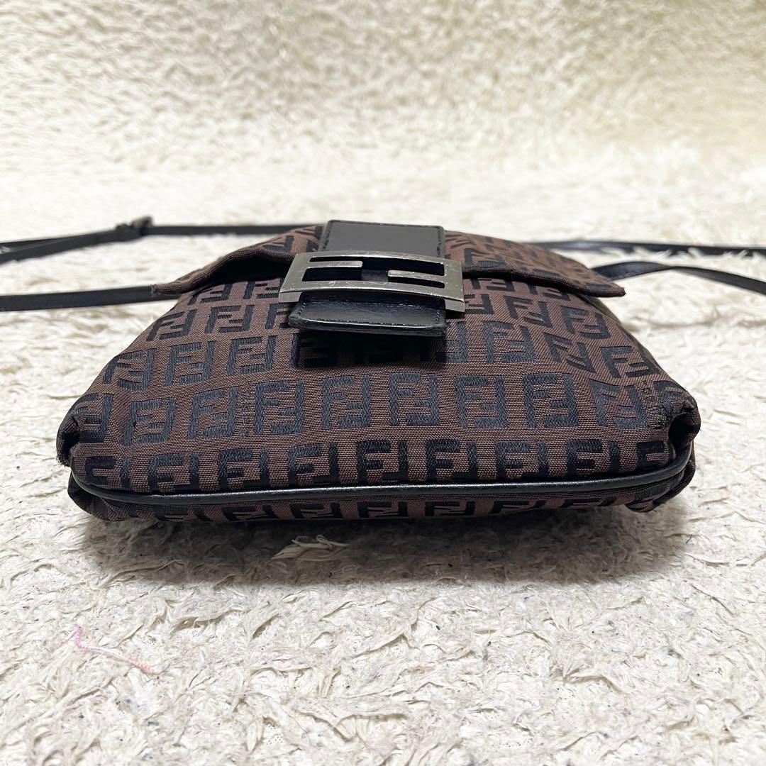 【良品】フェンディ　ショルダーバッグ　ポシェット　レザー　キャンバス　ズッキーノ
