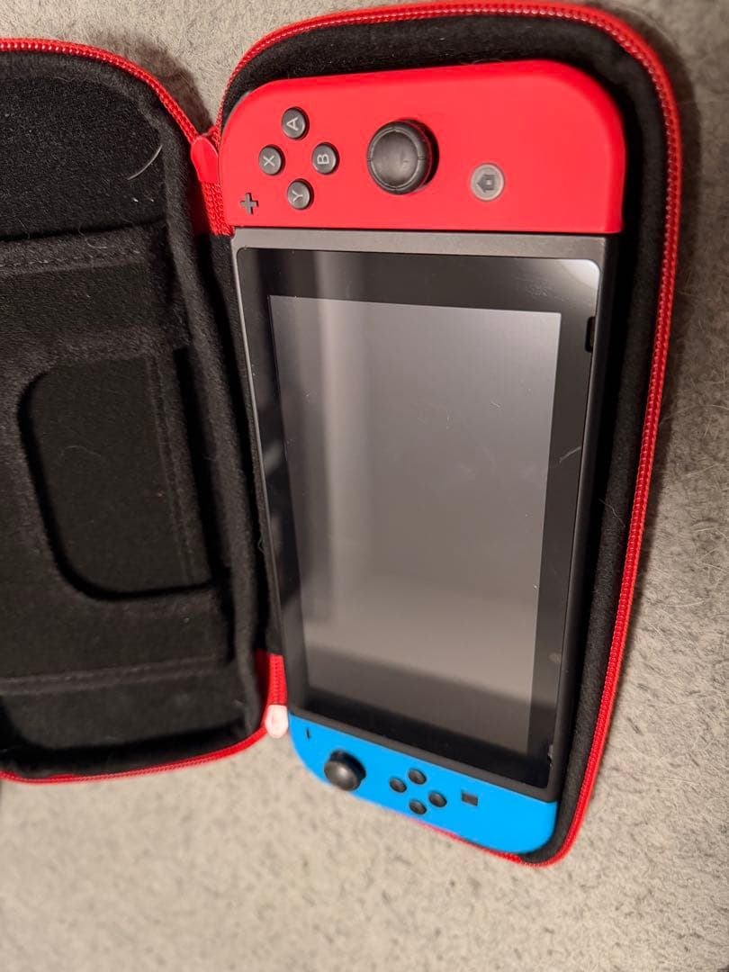 Nintendo Switch本体　ゲーム(4本)、SDカード、ケース付きセット