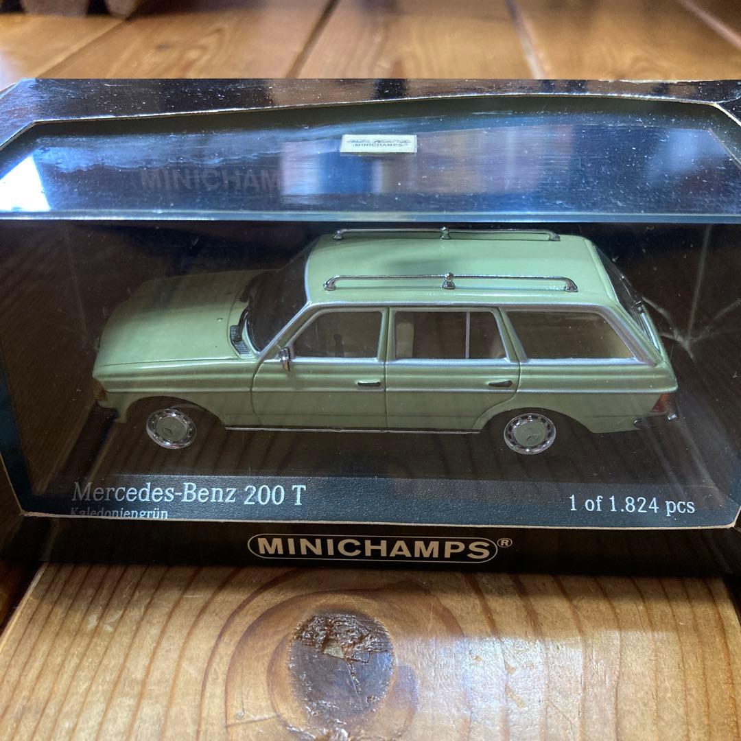 メルセデスベンツ200T・ボルボP1800ES 2台セット