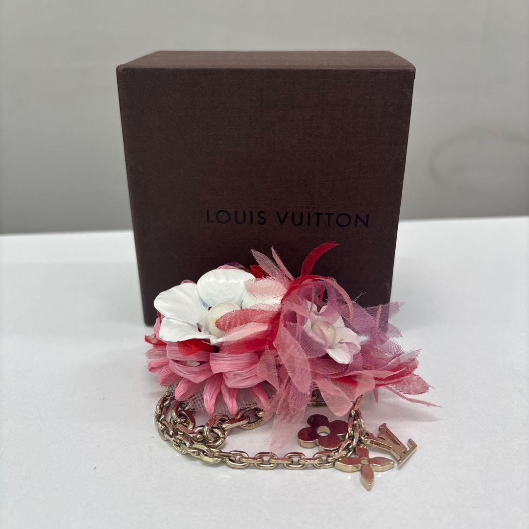 Louis Vuitton ルイ・ヴィトン 花 モチーフ コサージュ ブローチ ルイ