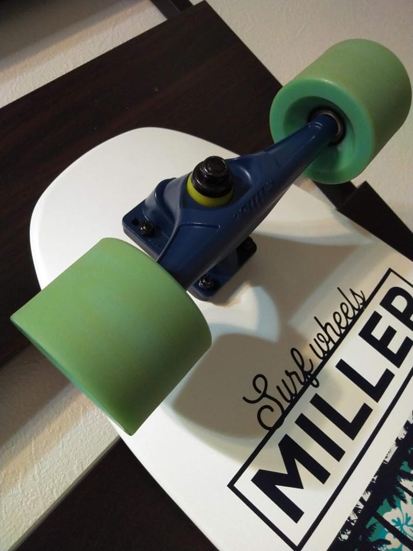 【Miller Division／ミラーディヴィジョン】 サーフスケート