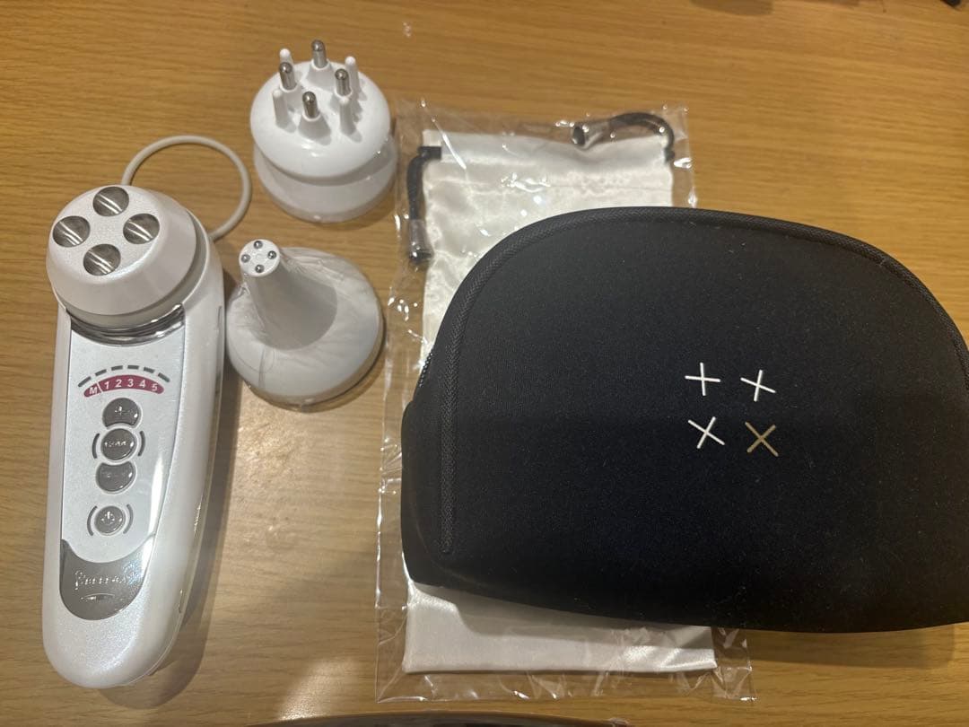 【金額相談可】セルキュア4TPlus 美顔器 付属品あり 楽天市場】【正規品販売店】【シリアル付＆保証付】ベレガ セルキュア