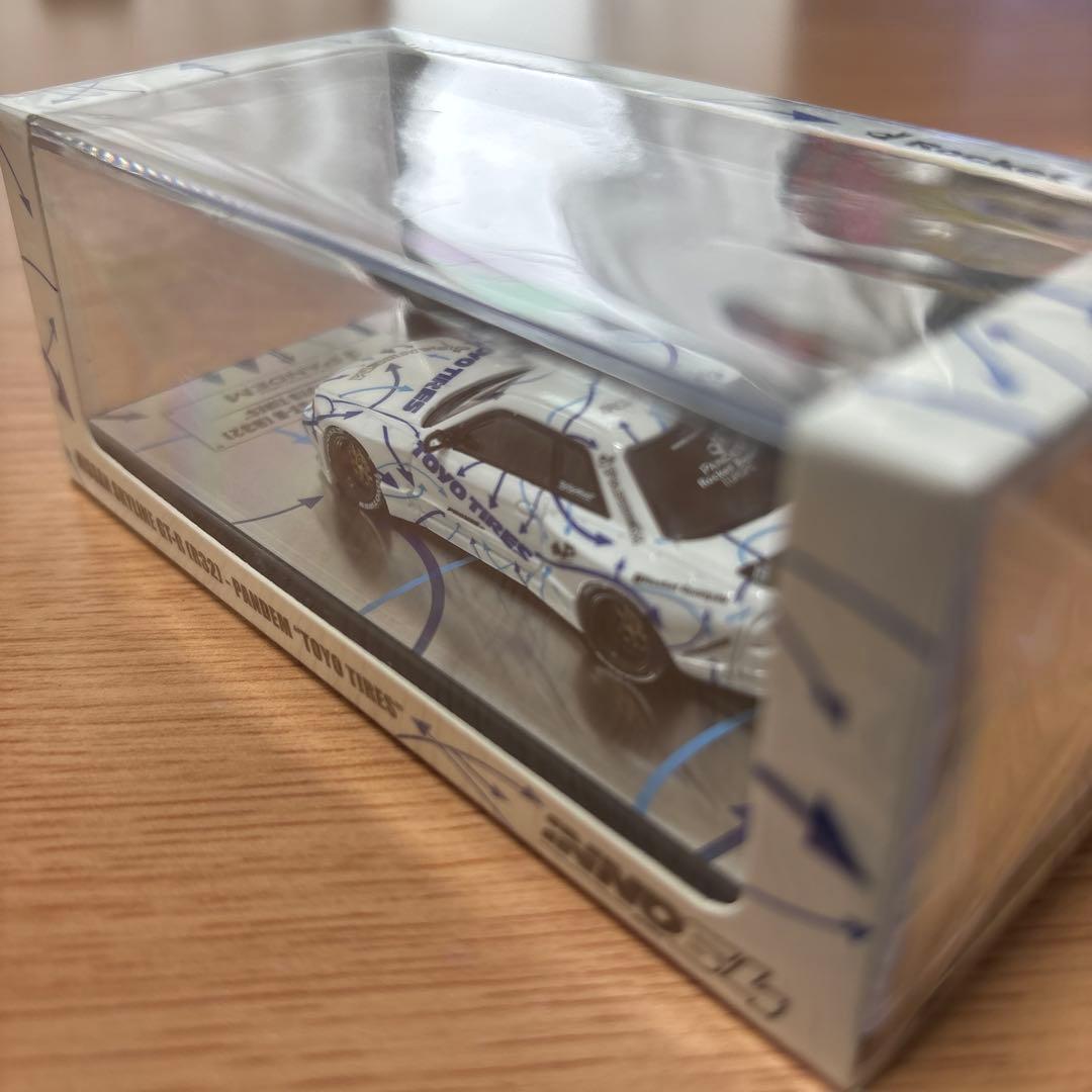 ミニカー inno64 SkylineGT-R R32 Pandem Toyo Tires