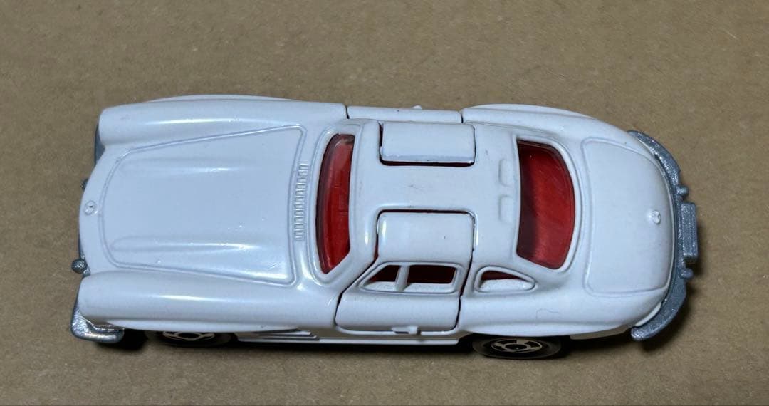 日本製 トミカ メルセデス ベンツ 300SL 白