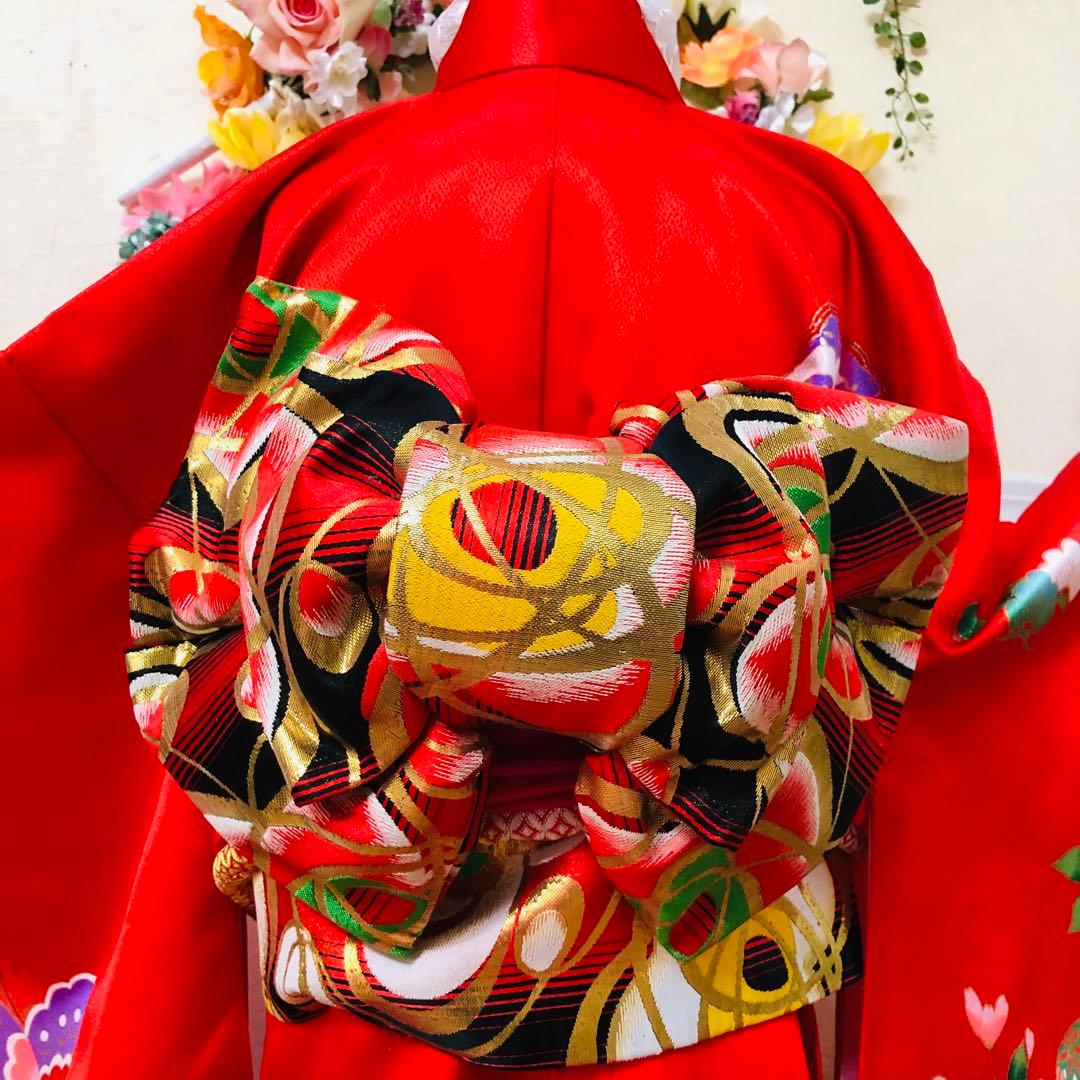 七五三七歳❣️四つ身着物光沢地未使用⭐︎赤地手毬花金彩煌びやか絢爛⭐︎完全フルセット