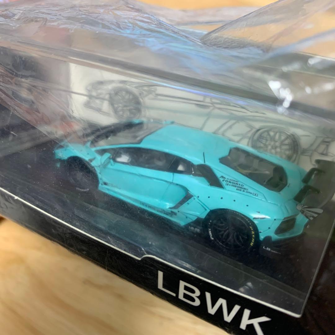 LIBERTY WALK ミニカー 1/64 アヴェンタドール　ミント