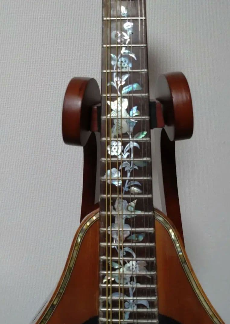 マンドリン 螺鈿マリア像