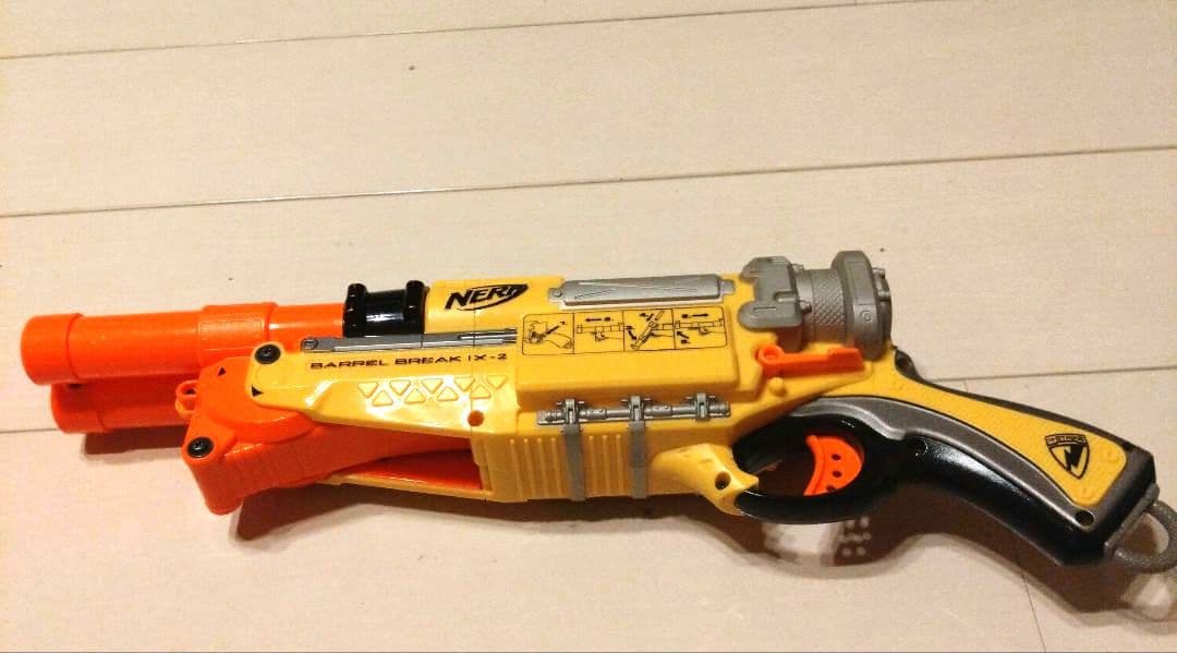 Nerf Zombie Strike トイガン オレンジ/イエロー