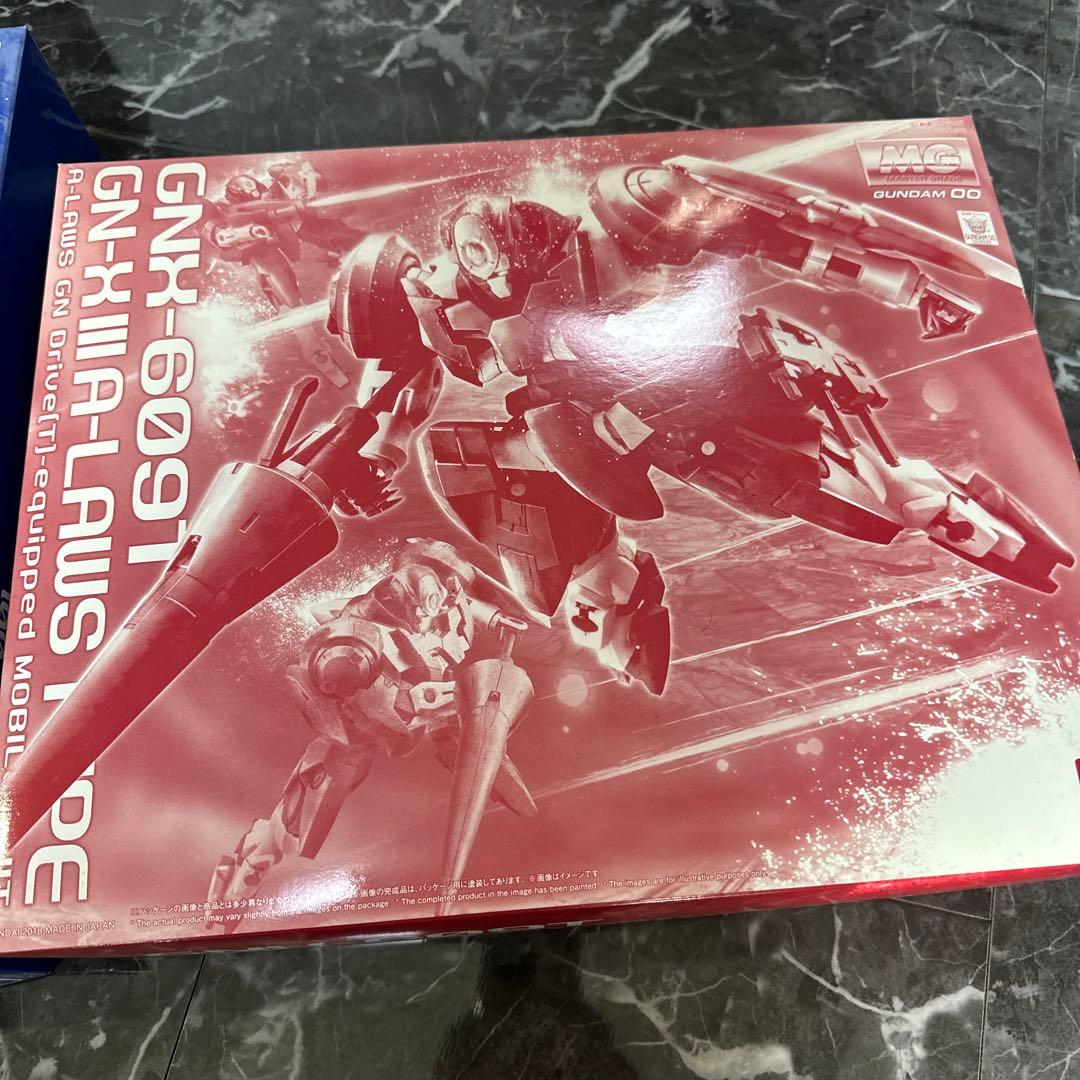 ガンダムOO アストレア＋プロトGNツインブロードブレイド、ジンスクⅢ