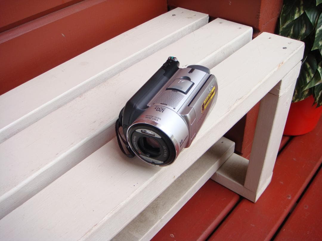 SONY ハンディカムDCR-SR100 ビデオカメラ本体