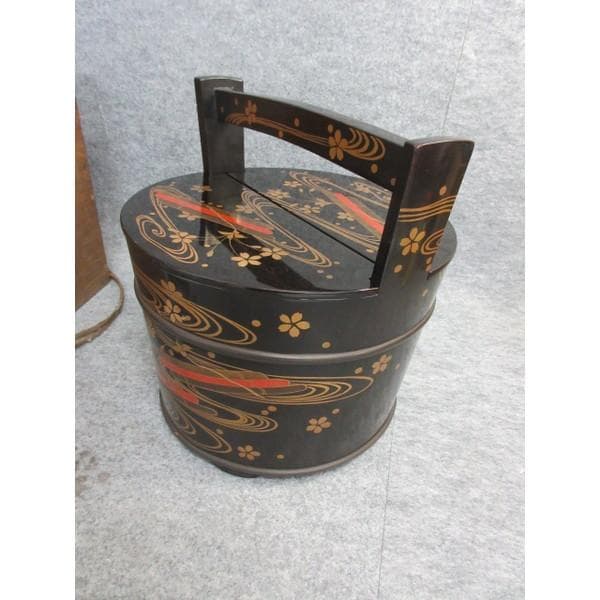 黒塗金蒔絵花筏文手桶水指箱付き [B26694] - メルカリ
