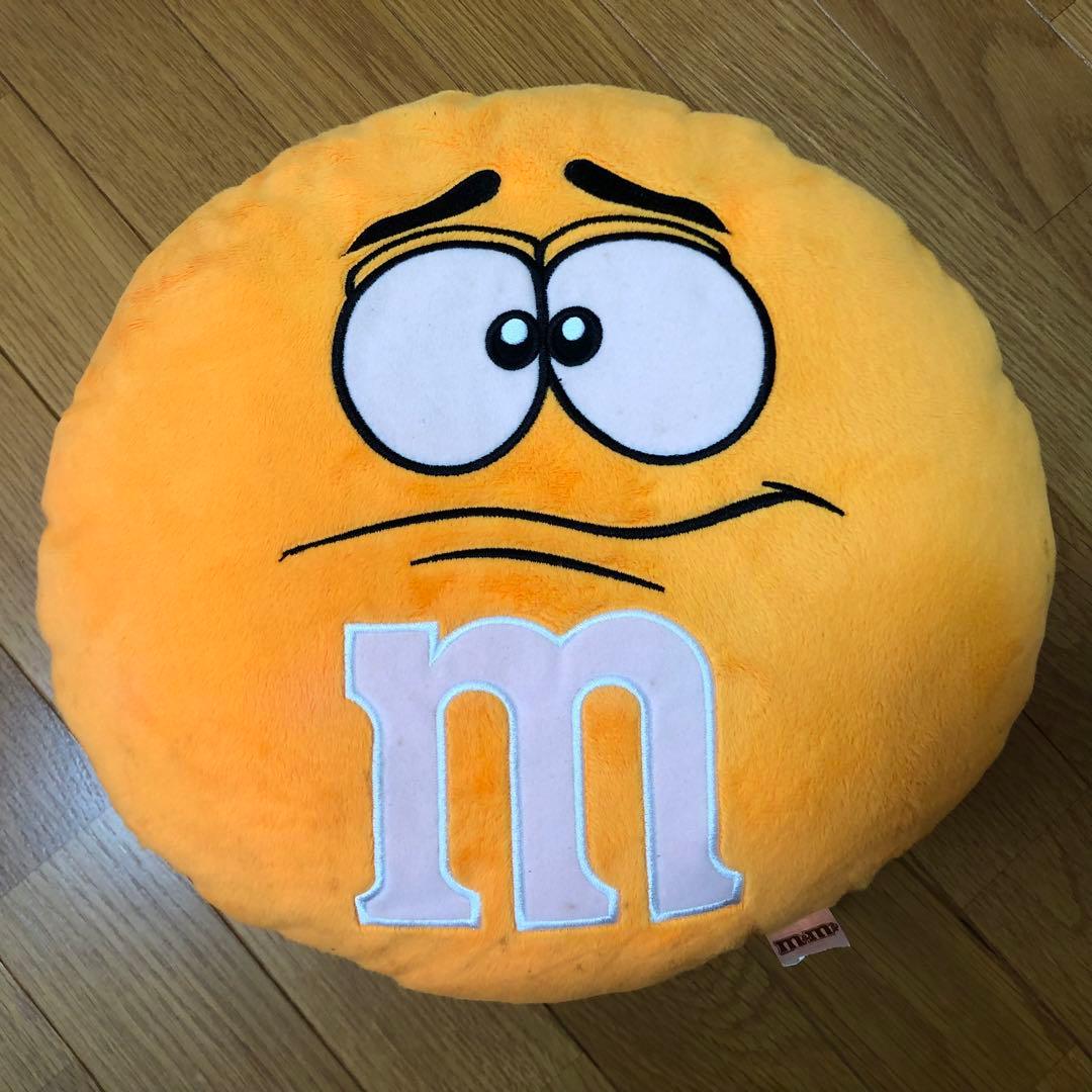 m&ms スポンジボブ　クッションセット