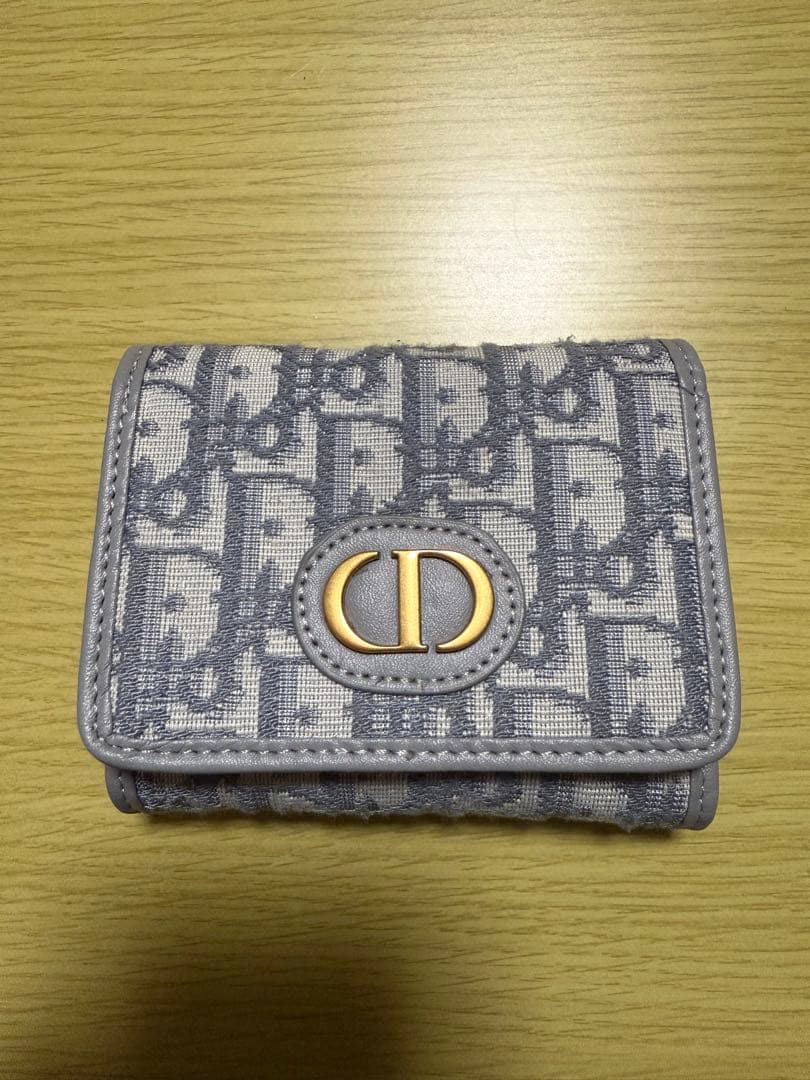 早い者勝ち！最終お値下げ！Christian Dior 三つ折り財布 グレー｜最終
