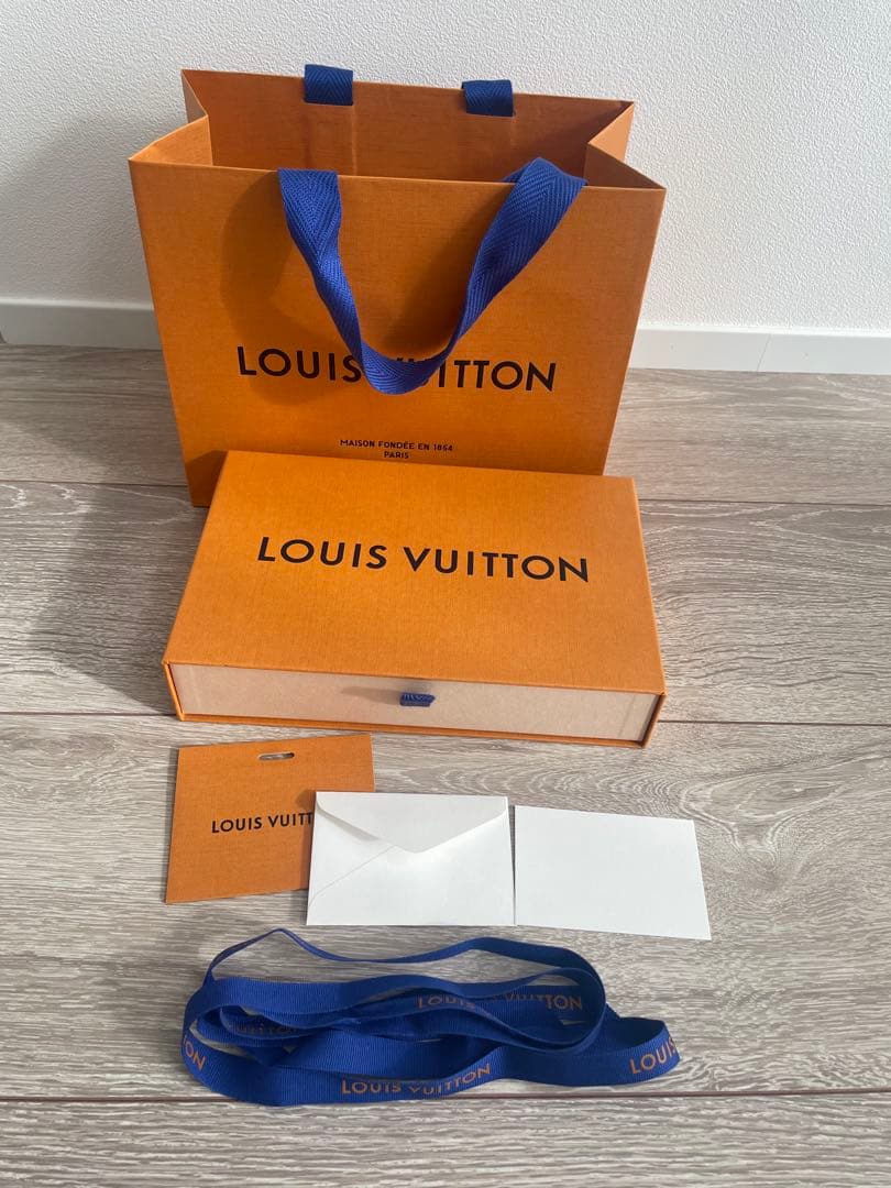 LOUIS VUITTON ギフトボックス オレンジ - メルカリ